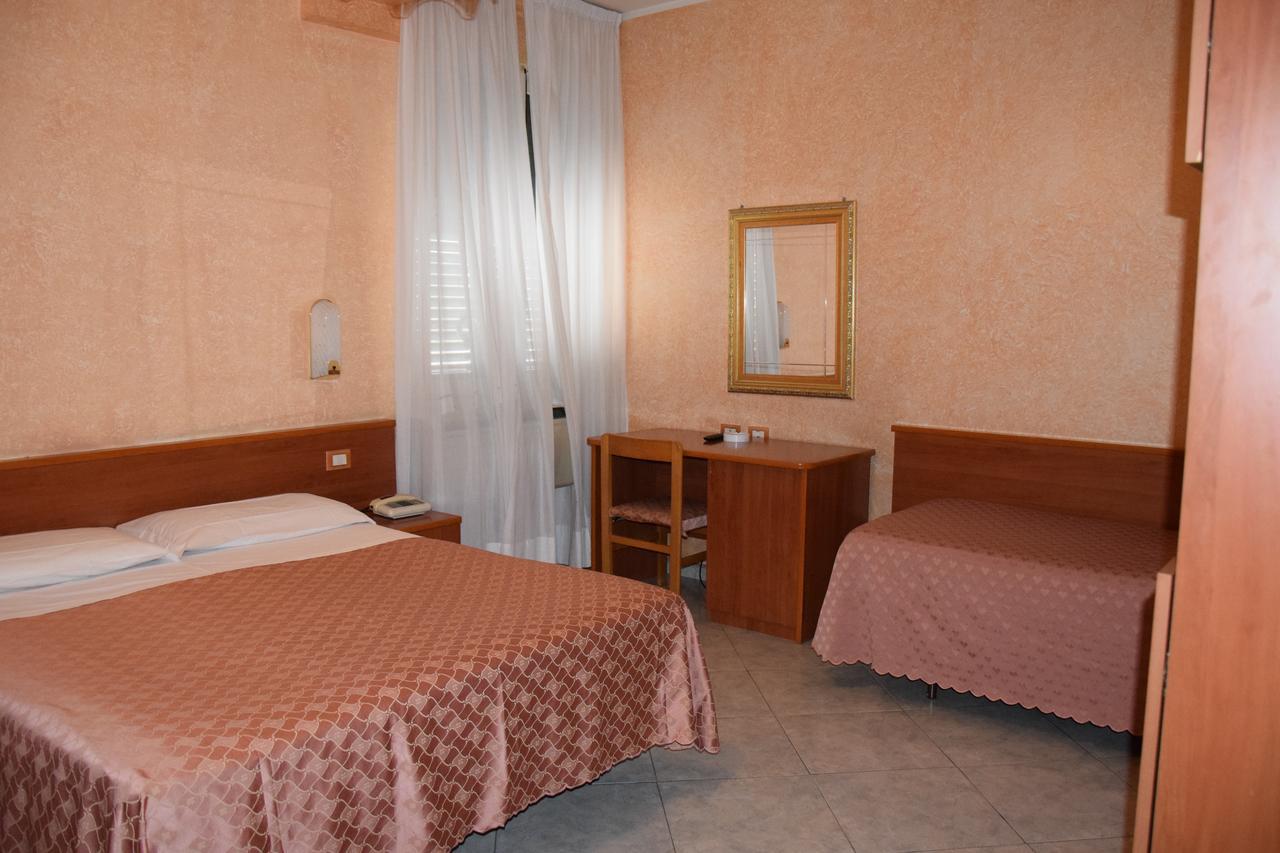 Hotel Bruna Rome Exterior photo