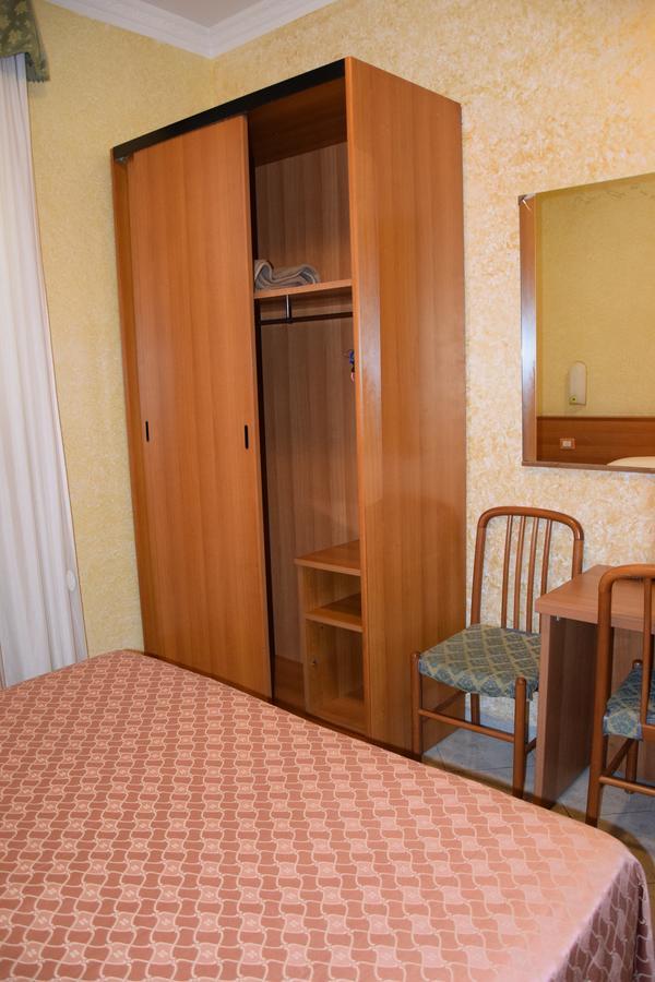 Hotel Bruna Rome Exterior photo